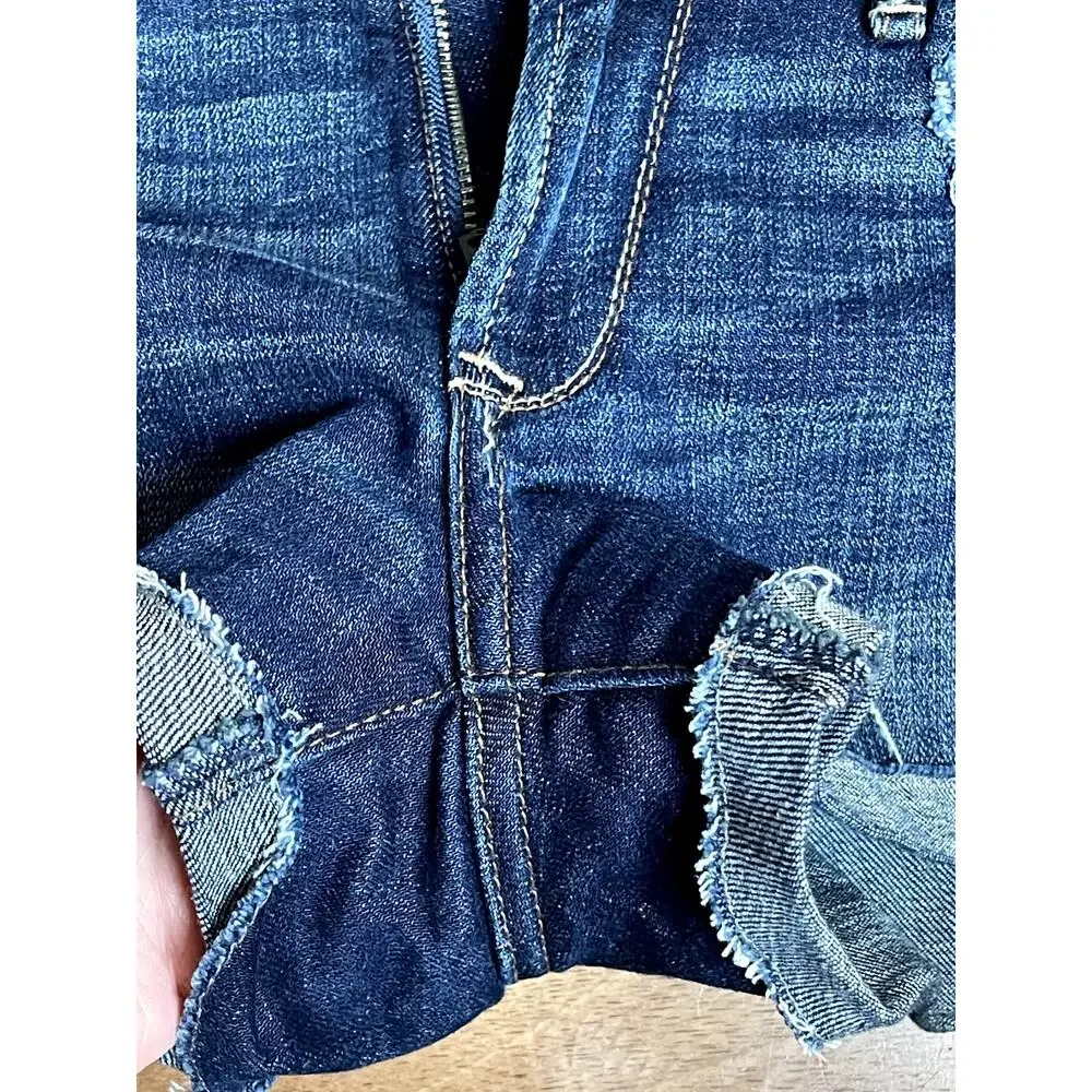 Abercrombie & Fitch Blue Denim Shorts Size 24